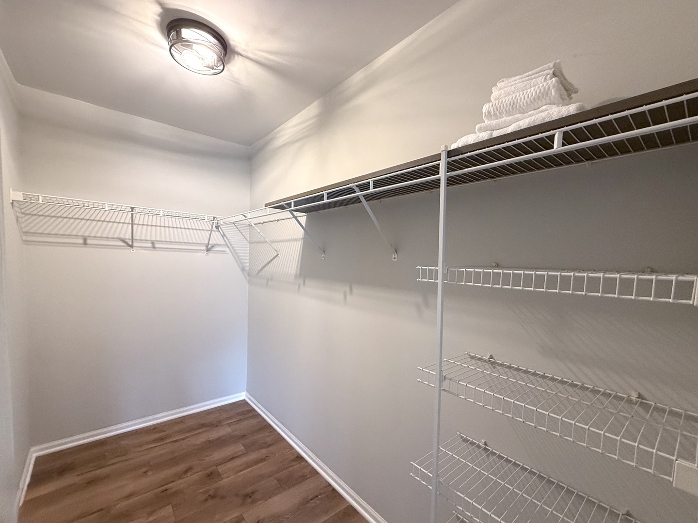 1905 Silverstone Drive Unit: 0