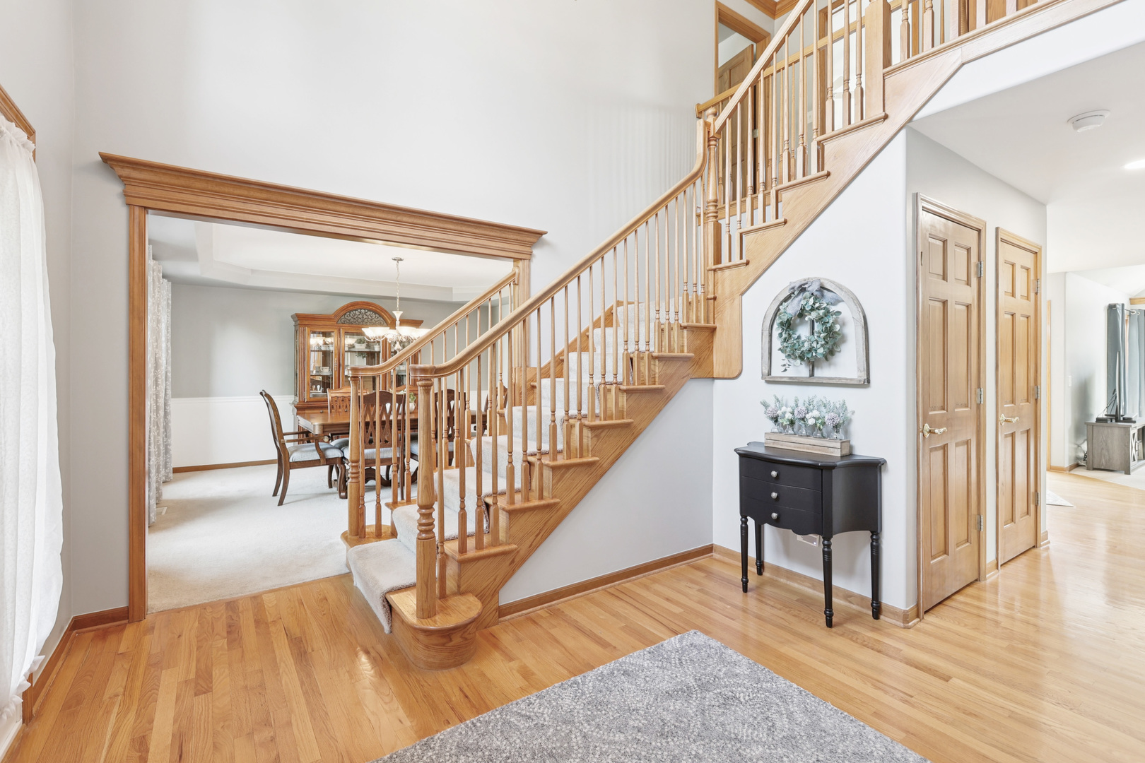 2193 W Thornwood Drive