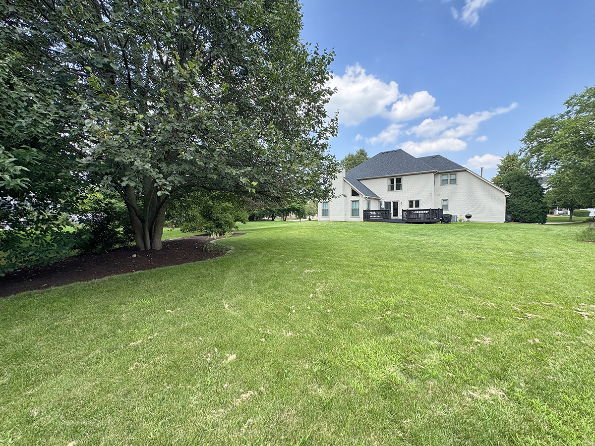 2193 W Thornwood Drive