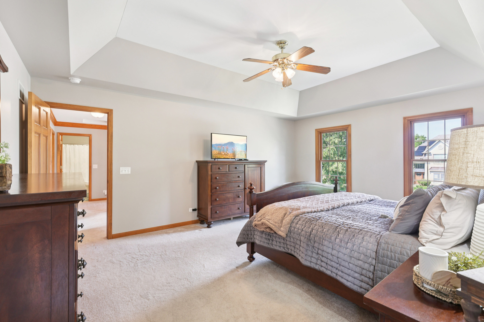 2193 W Thornwood Drive