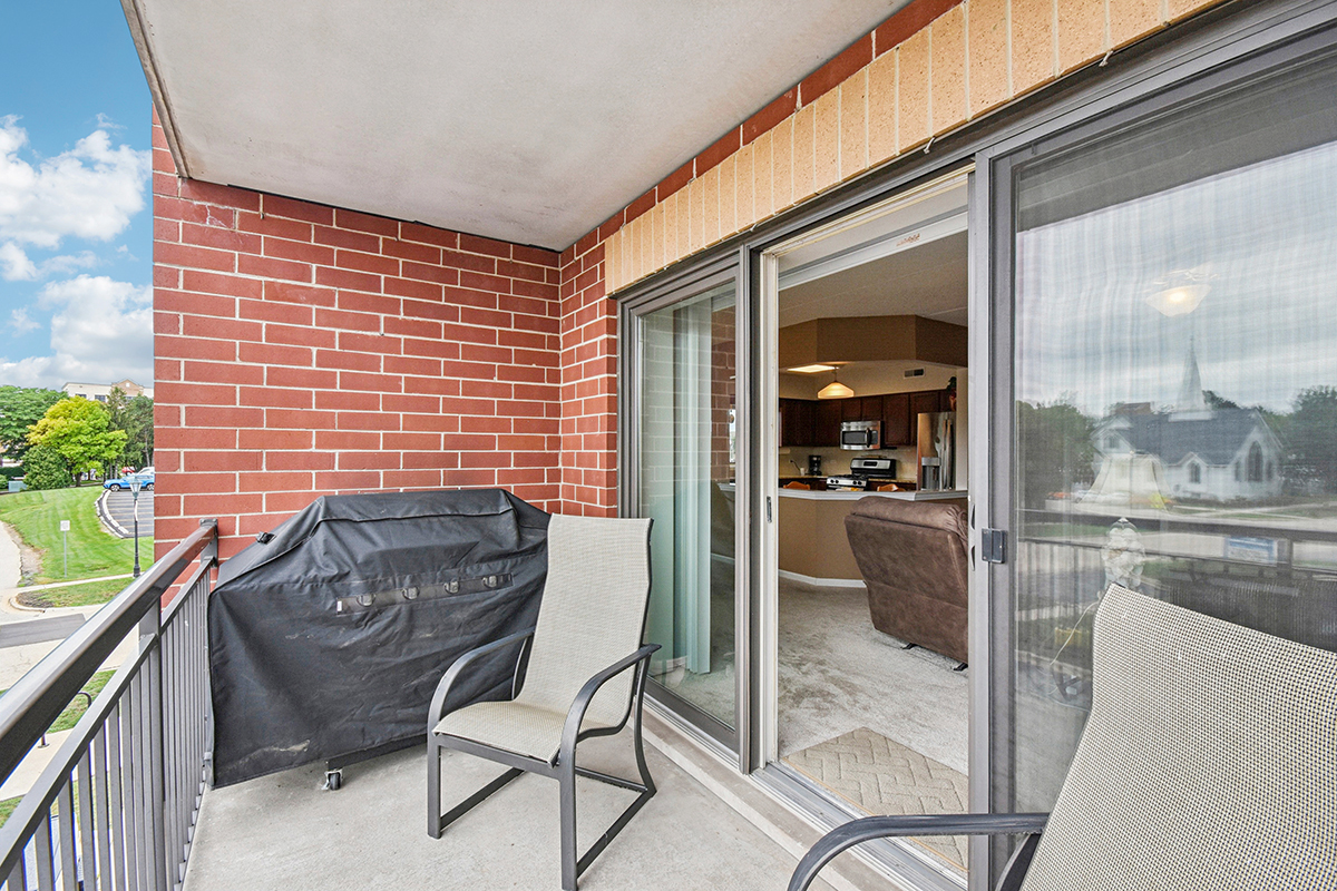225 Main Street Unit: 205