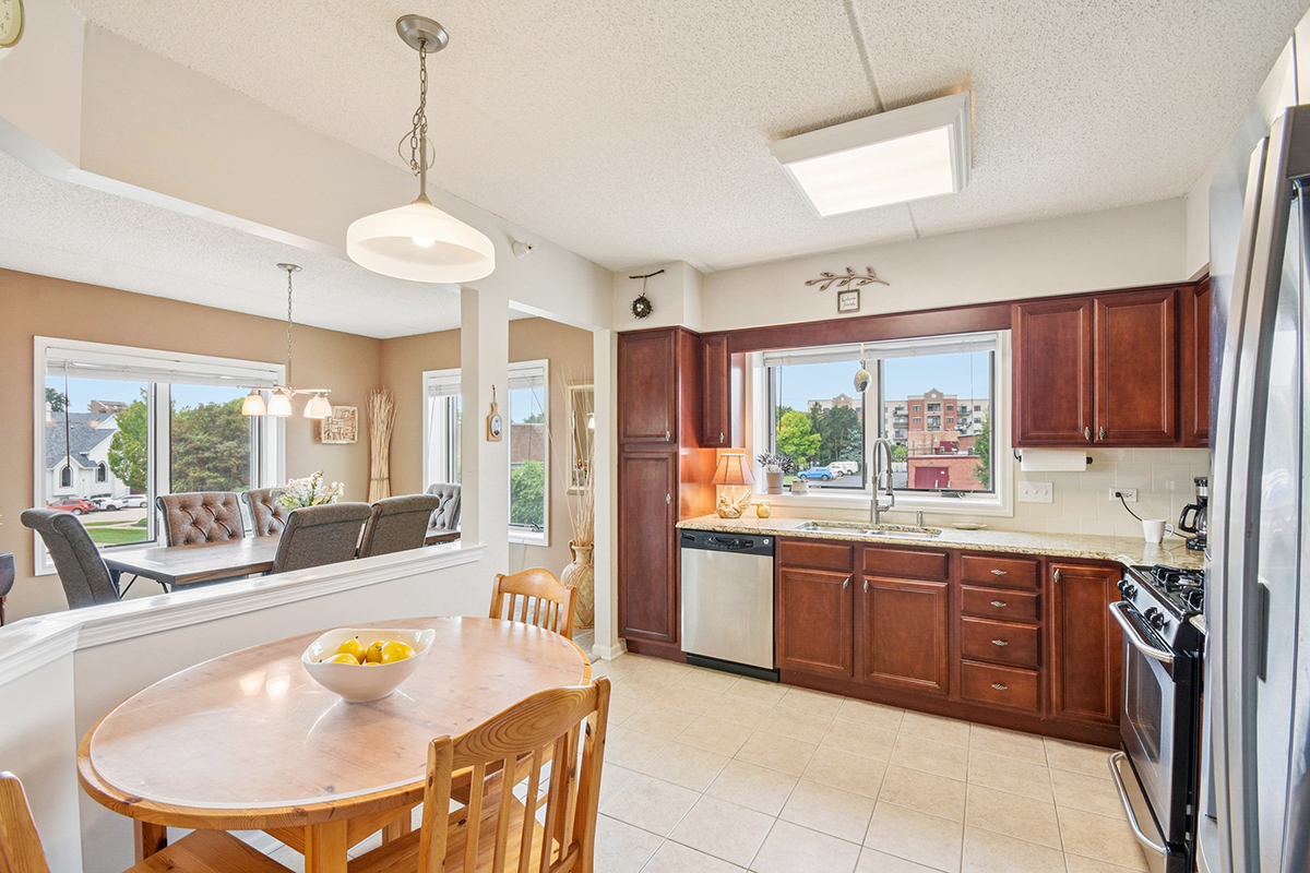 225 Main Street Unit: 205