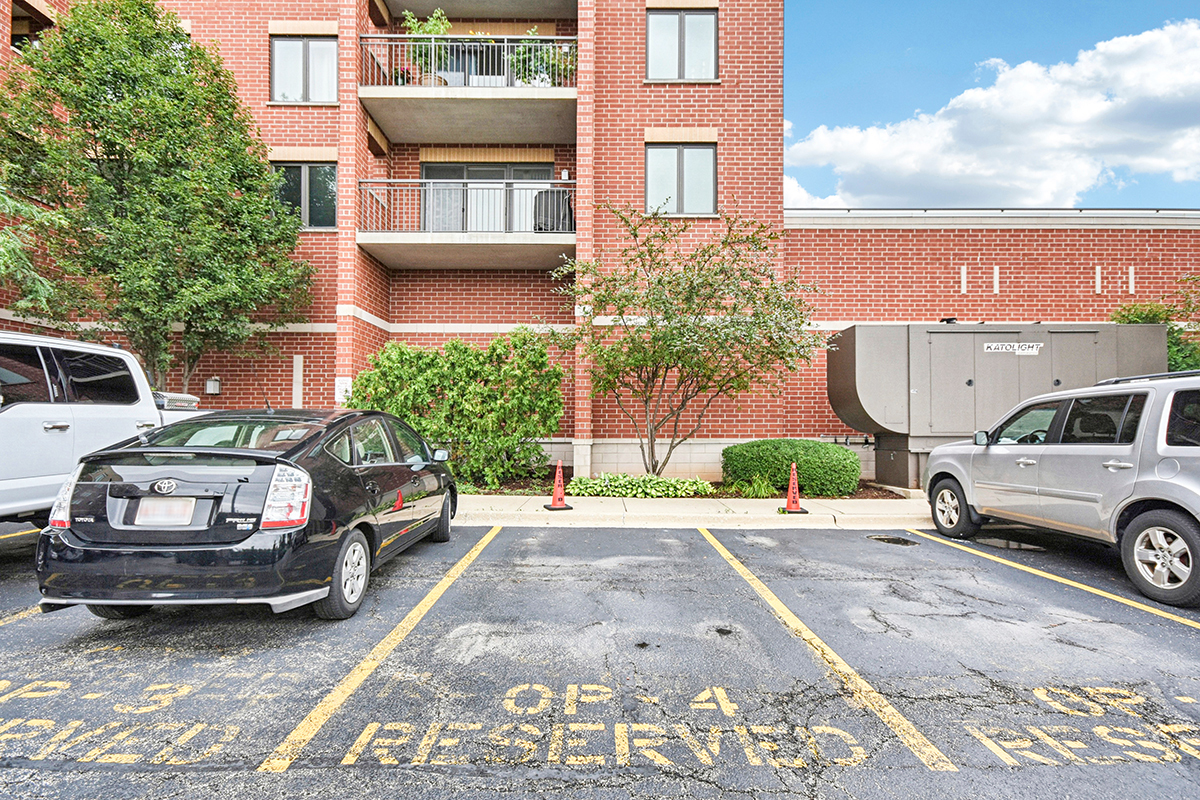225 Main Street Unit: 205