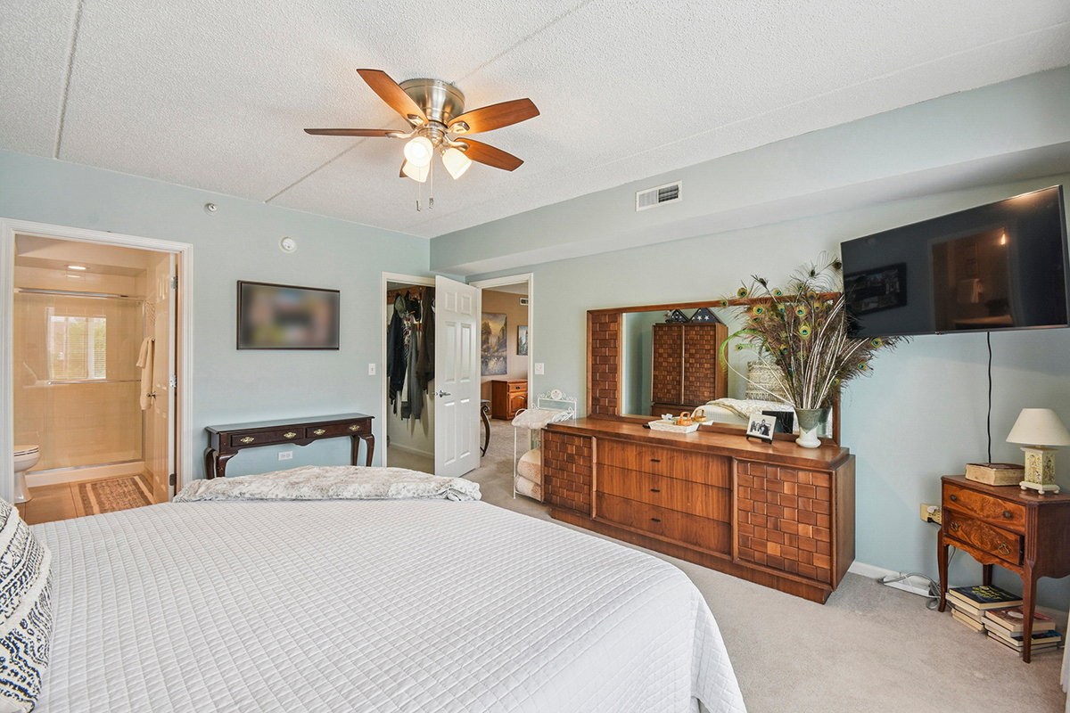 225 Main Street Unit: 205