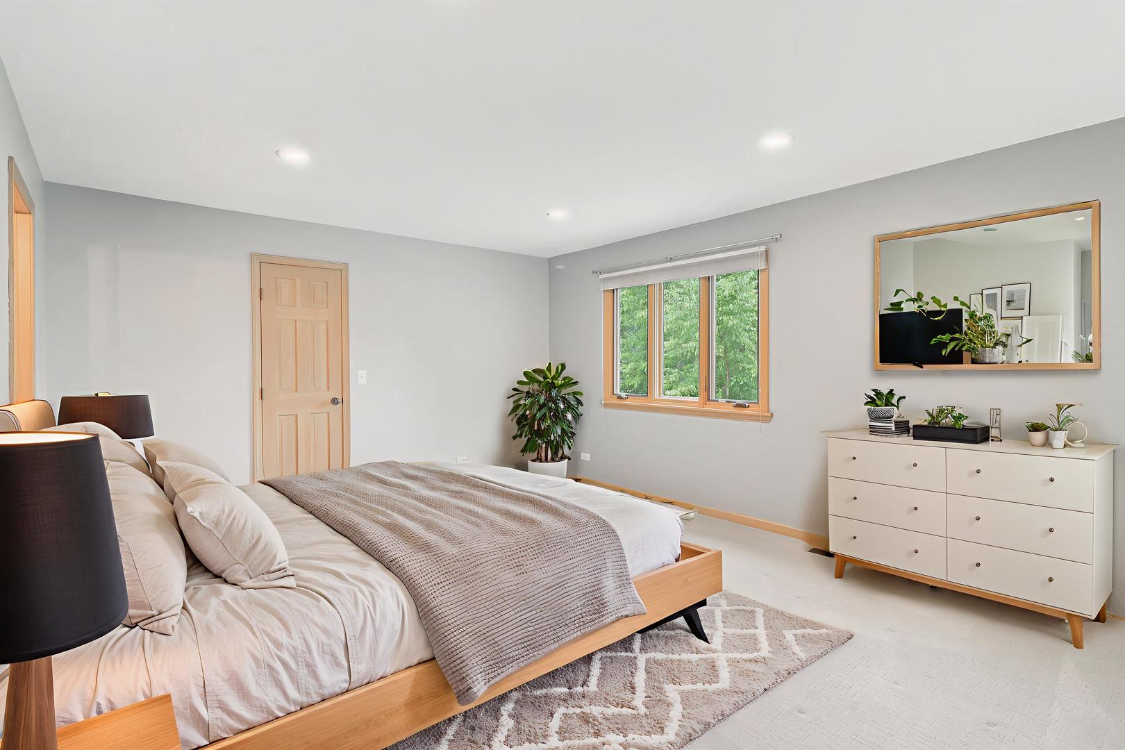 30W770 Bradford Parkway