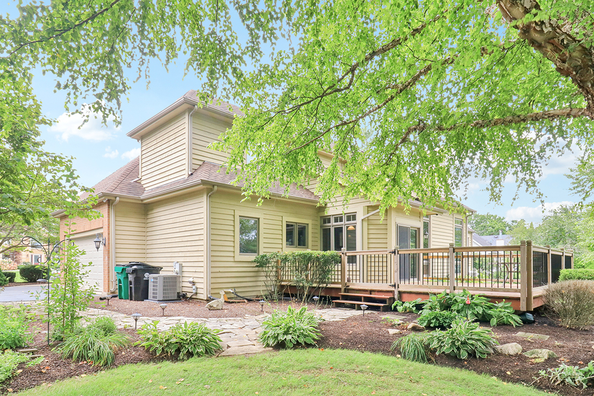 30W770 Bradford Parkway