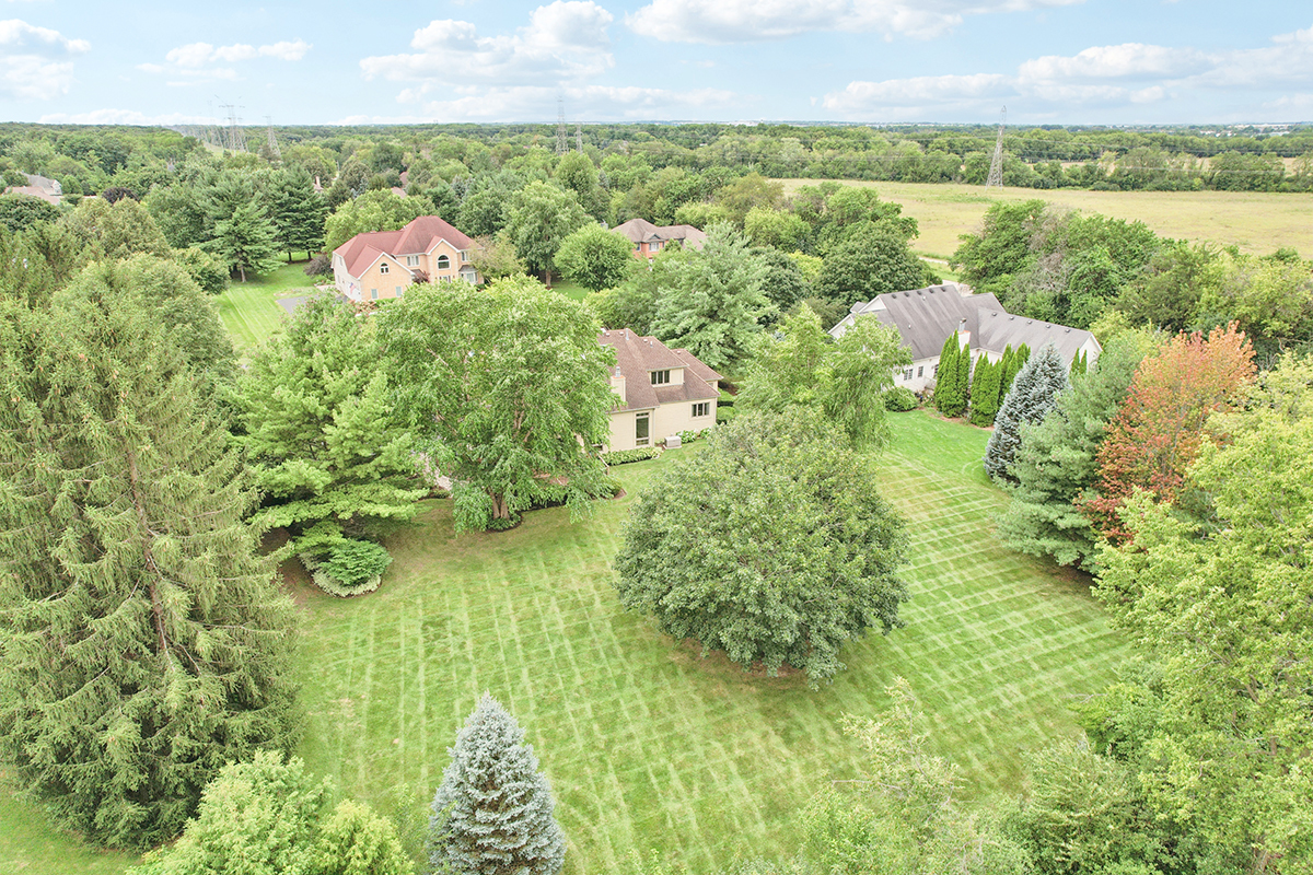 30W770 Bradford Parkway