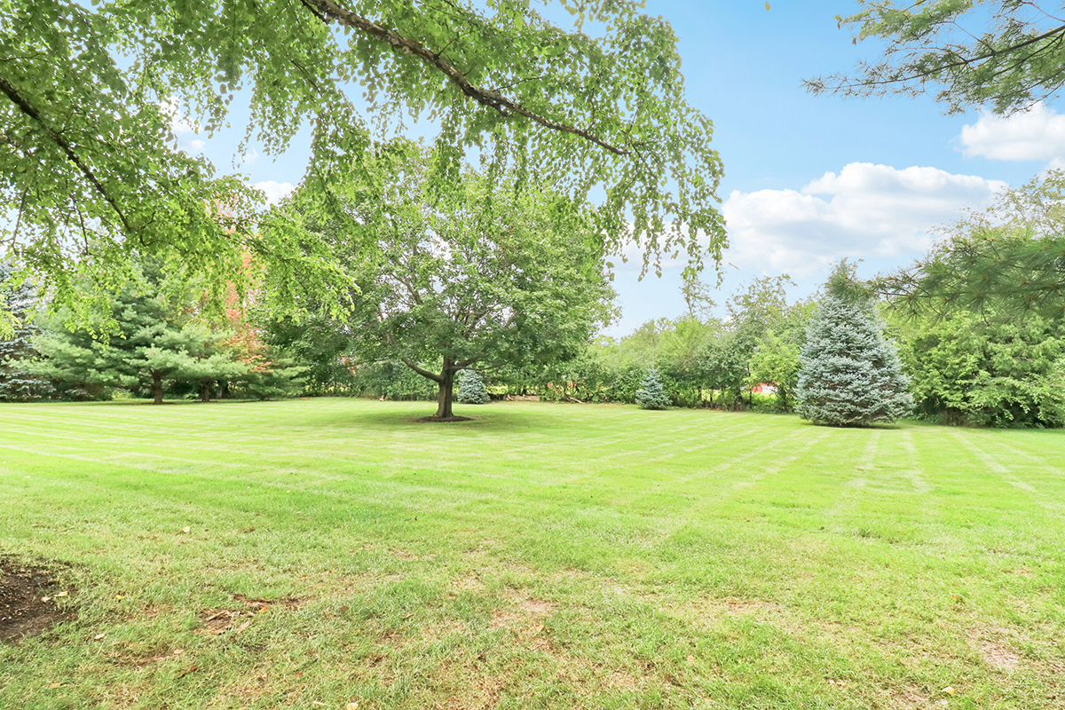 30W770 Bradford Parkway
