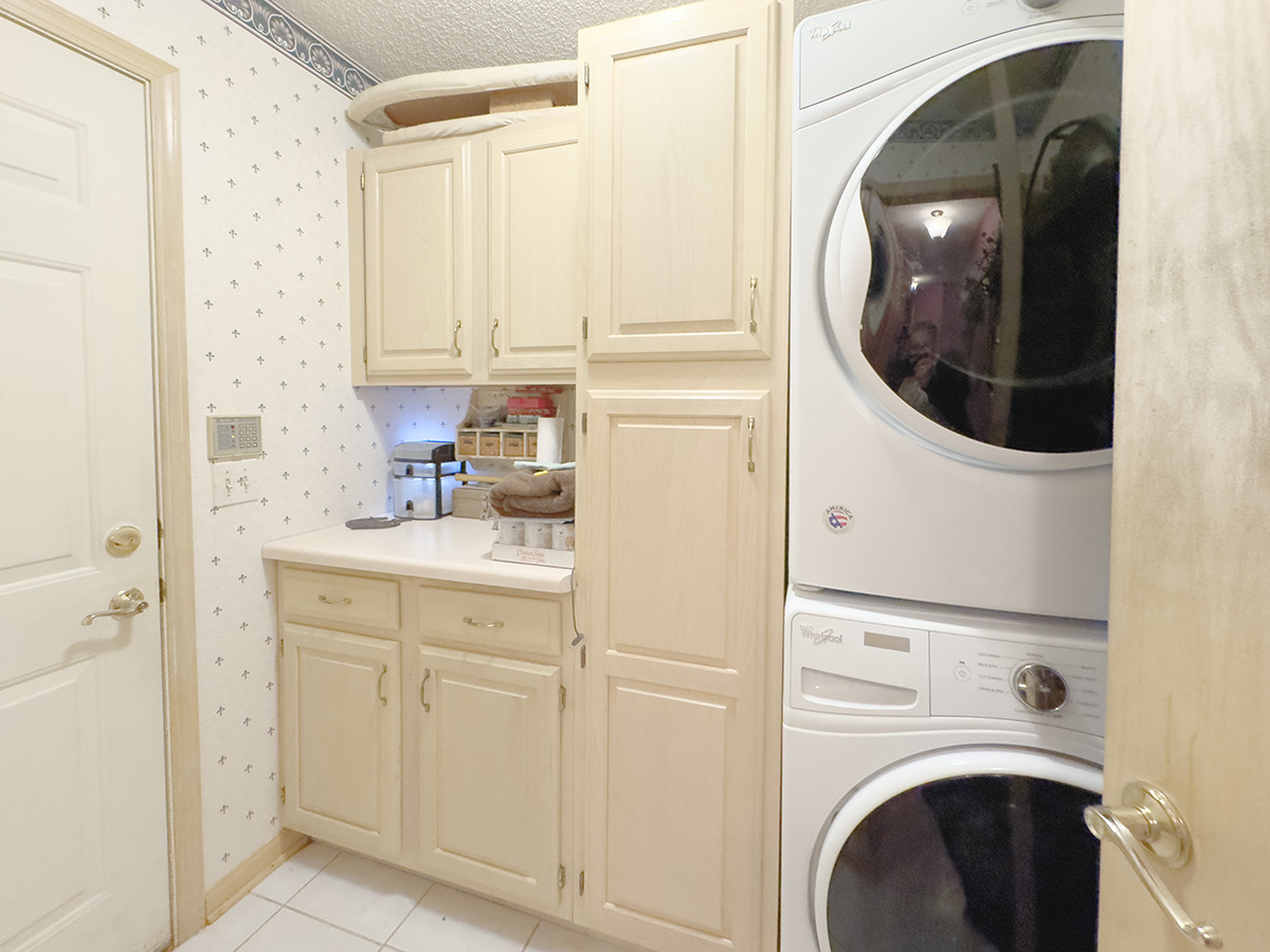 503 Shagbark Drive Unit: 503
