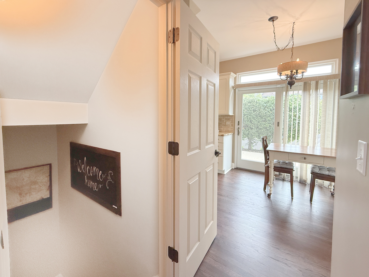 6109 Dunroven Lakes Court