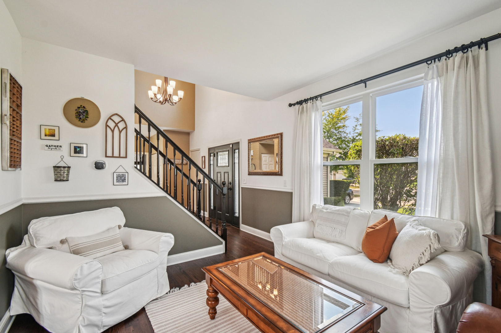 6109 Dunroven Lakes Court