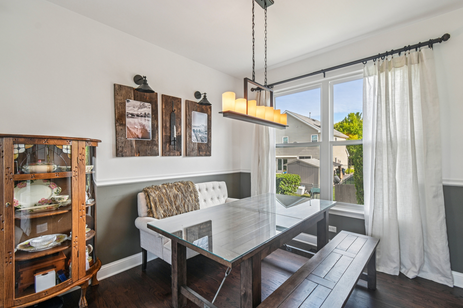 6109 Dunroven Lakes Court