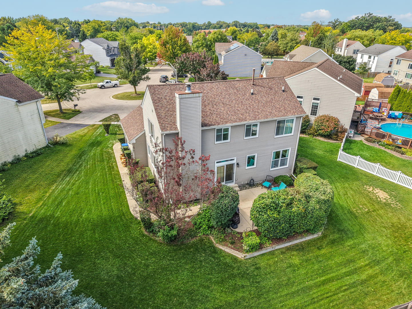 6109 Dunroven Lakes Court