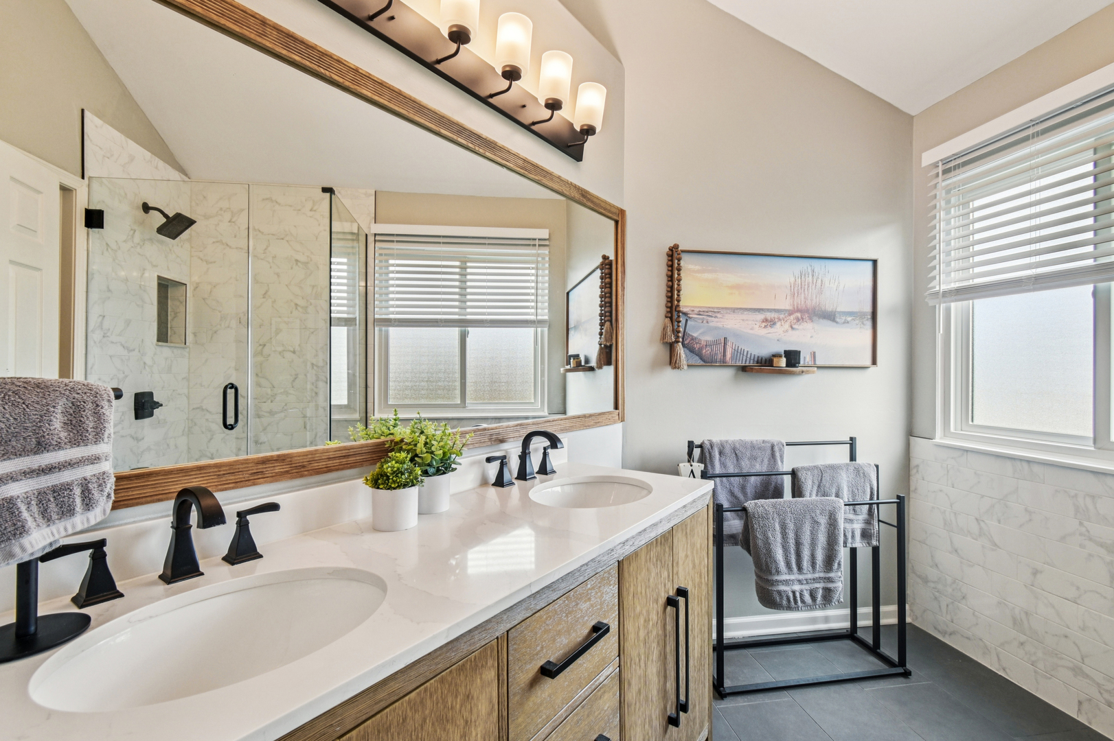 6109 Dunroven Lakes Court