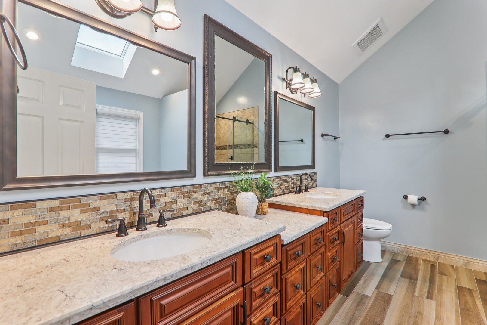 704 Greenbrier Court