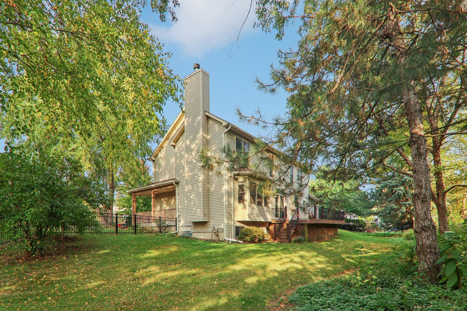 704 Greenbrier Court