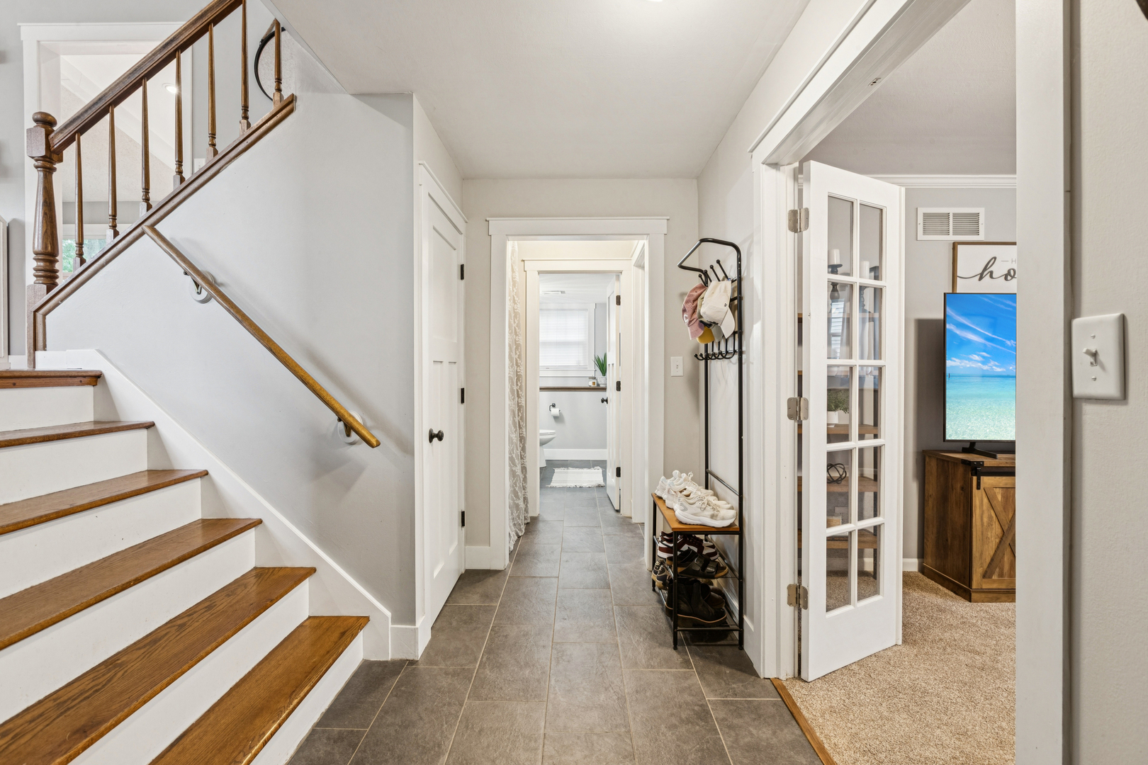 818 Bernadette Lane