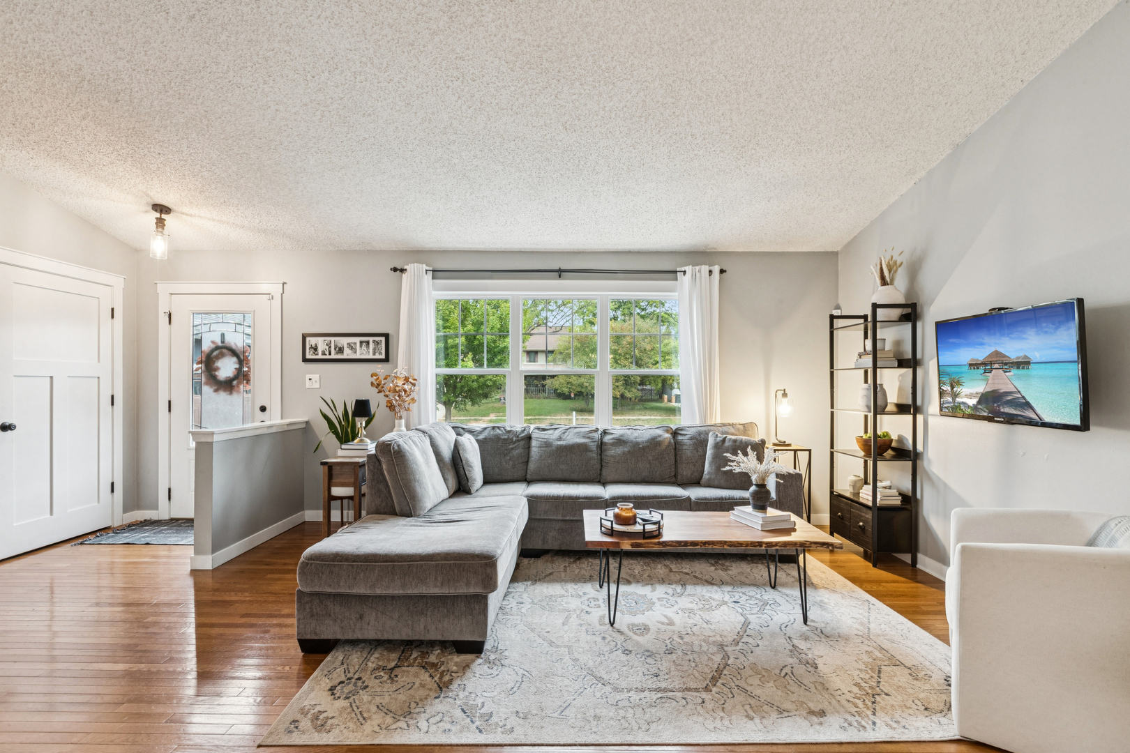 818 Bernadette Lane