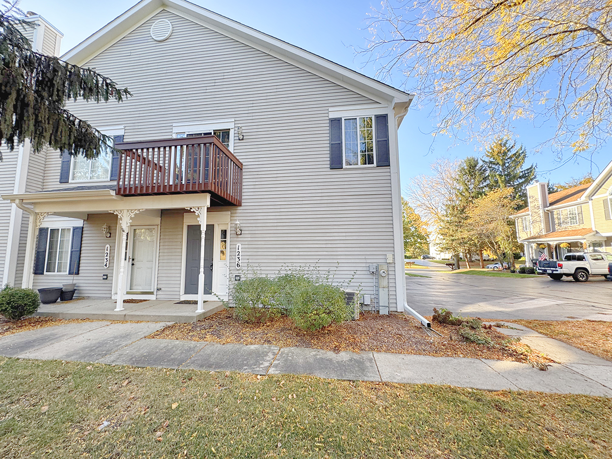 1236 Sandhurst Lane Unit: 1236