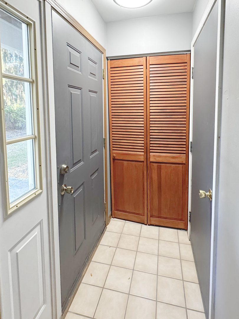 1236 Sandhurst Lane Unit: 1236