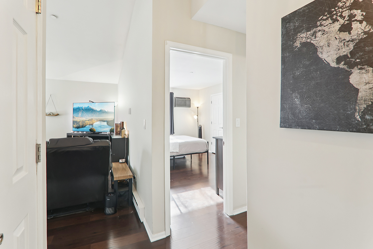 1374 Cunat Court Unit: 2B
