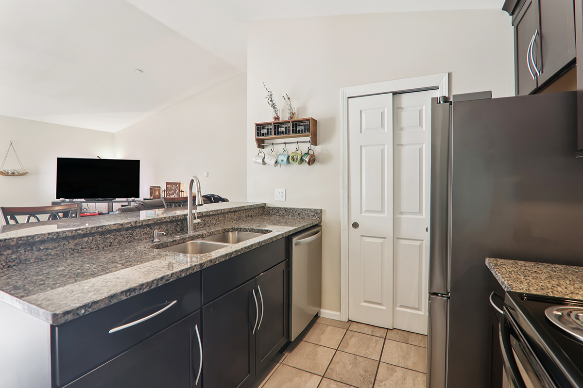 1374 Cunat Court Unit: 2B