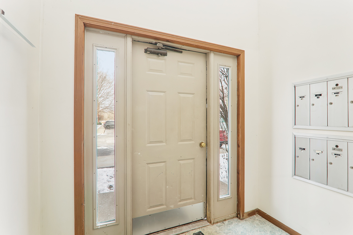1374 Cunat Court Unit: 2B