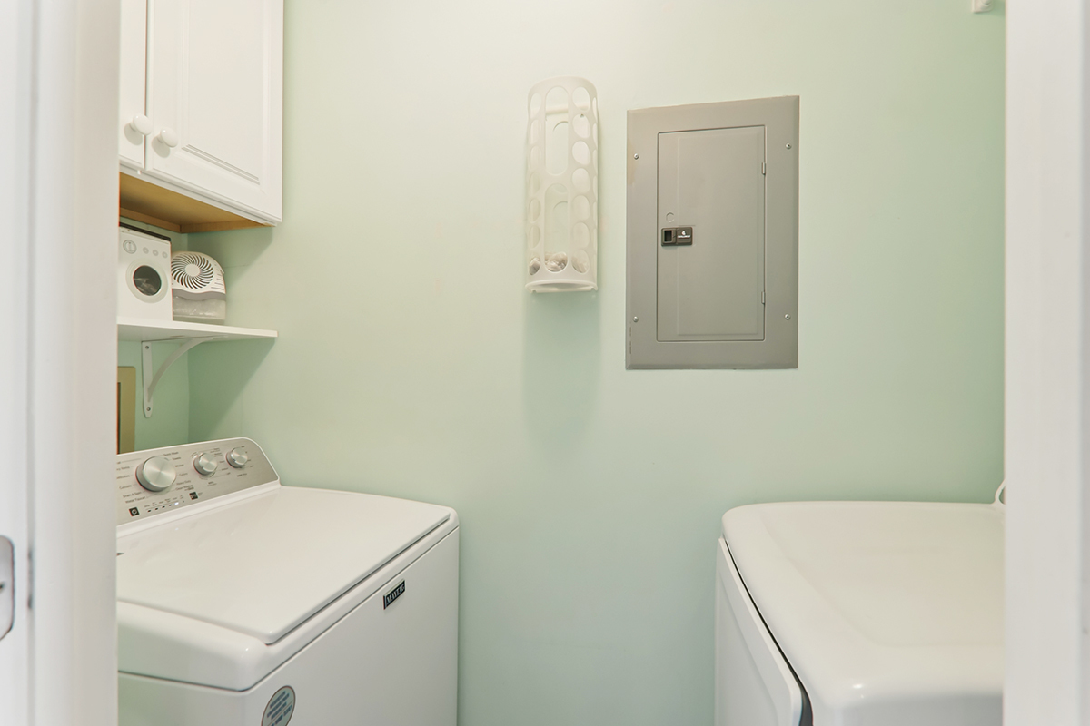 1374 Cunat Court Unit: 2B