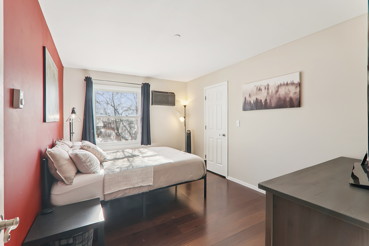 1374 Cunat Court Unit: 2B