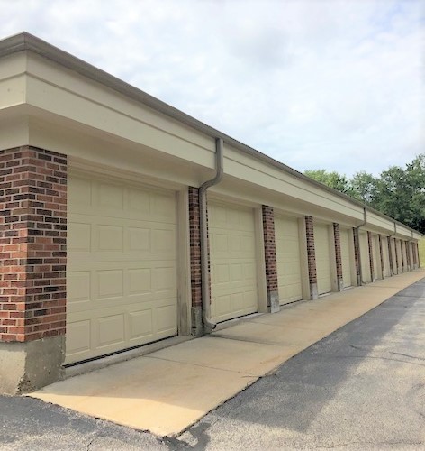 801 N McLean Boulevard Unit: 214