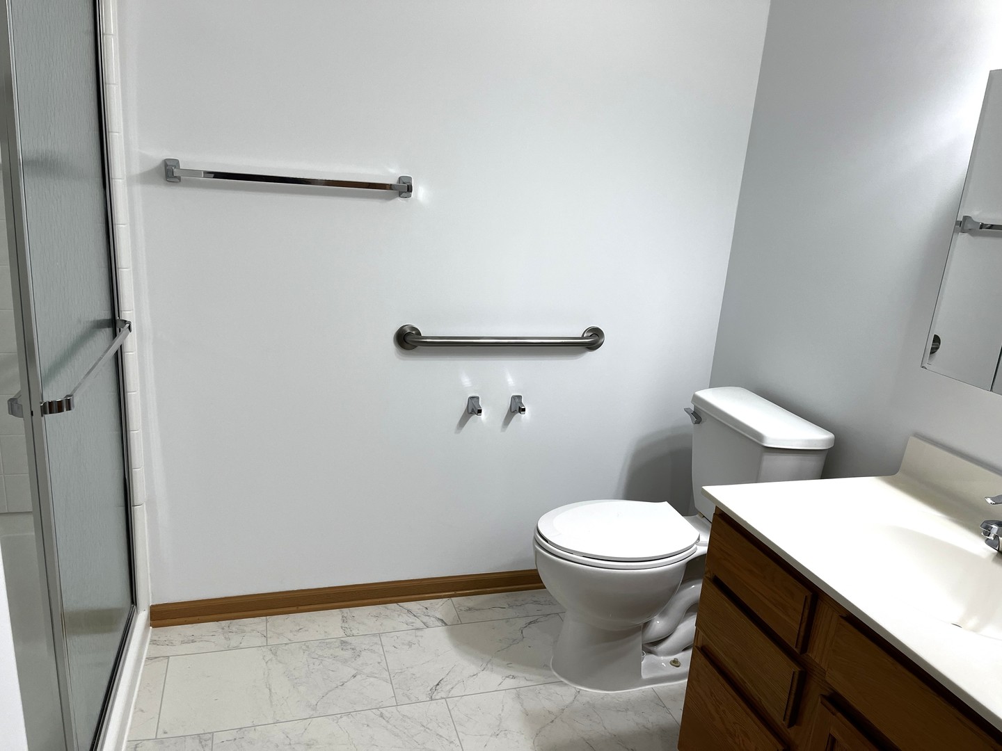 801 N McLean Boulevard Unit: 214