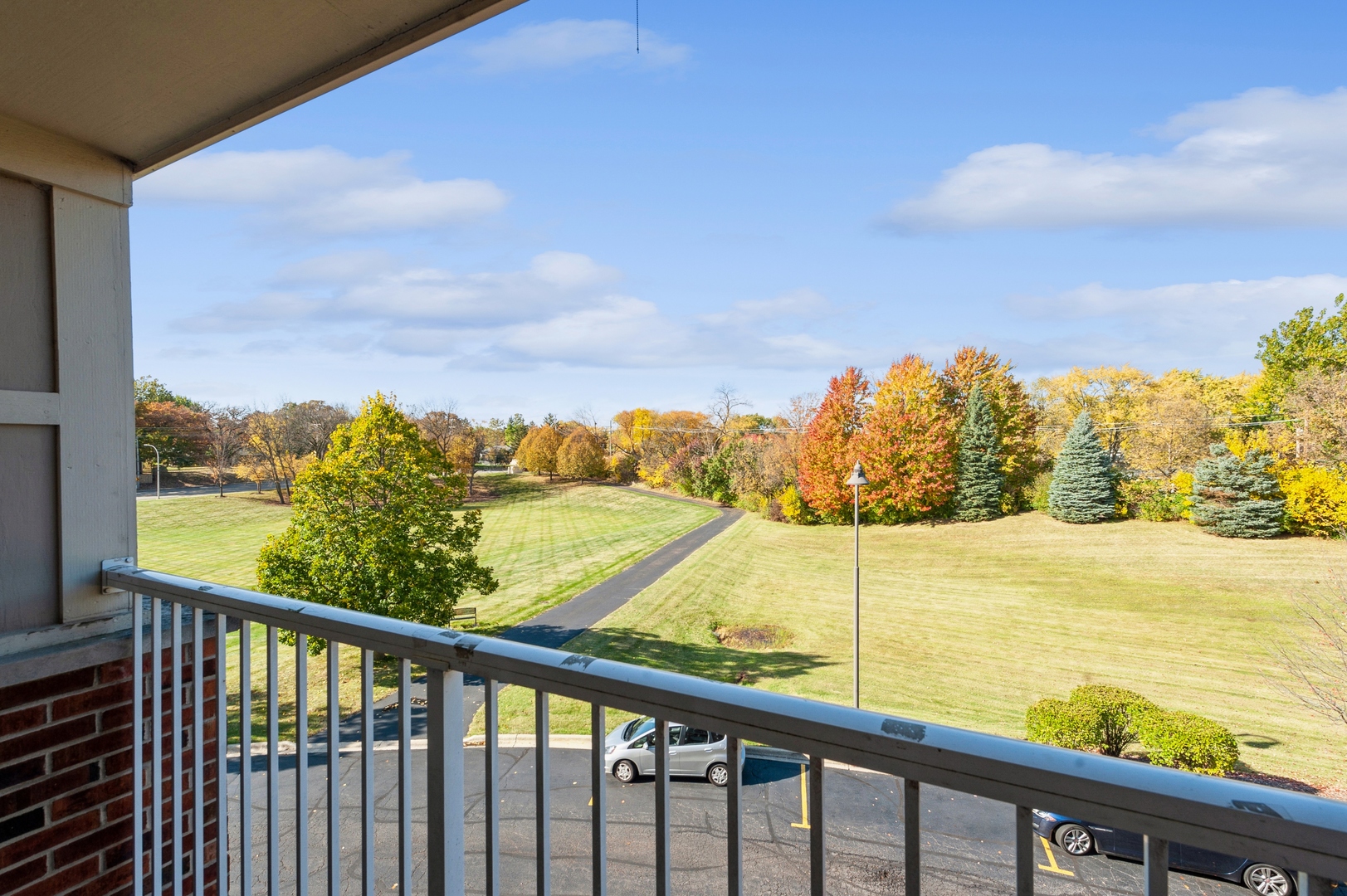 801 N McLean Boulevard Unit: 214