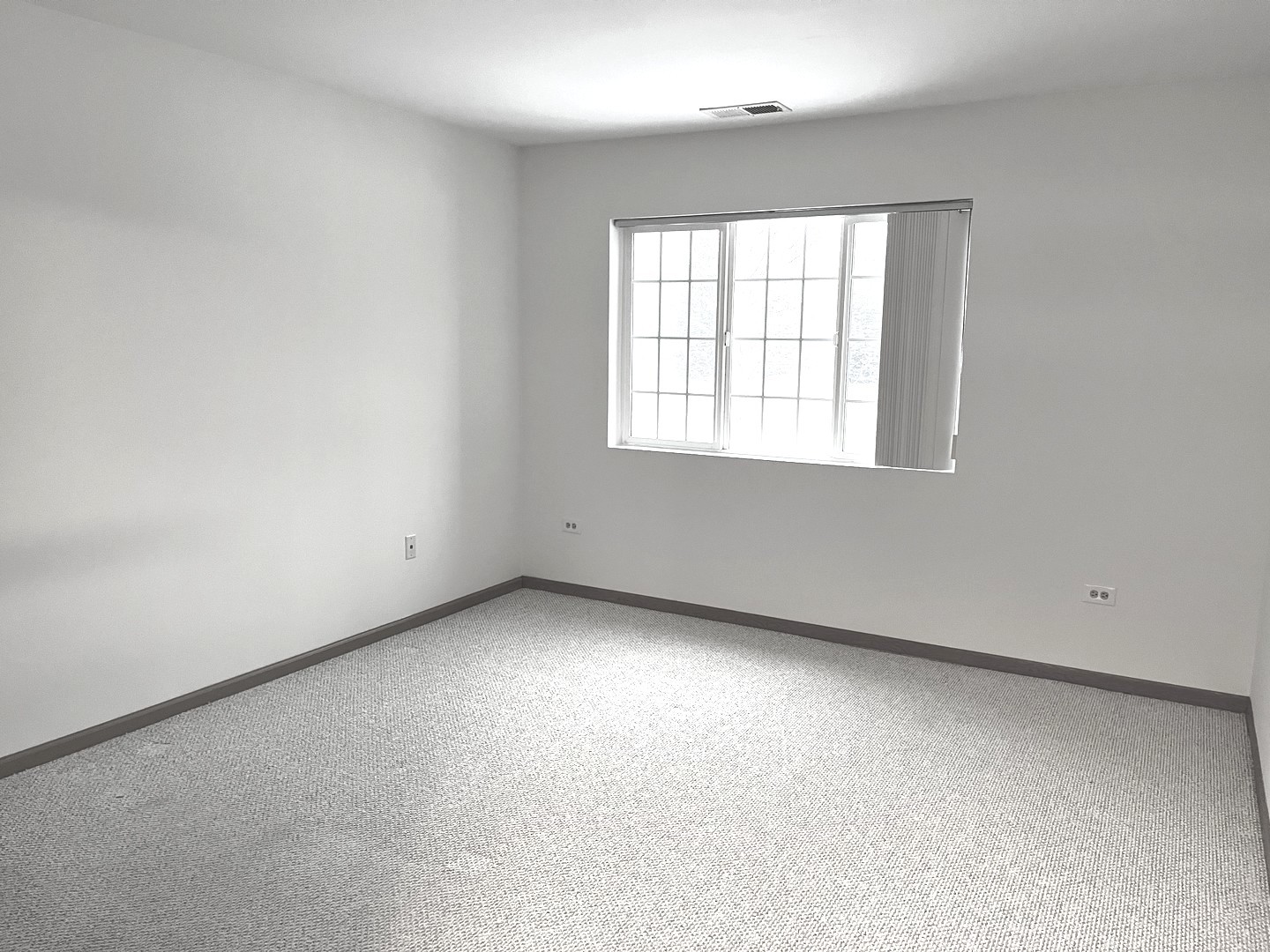801 N McLean Boulevard Unit: 214