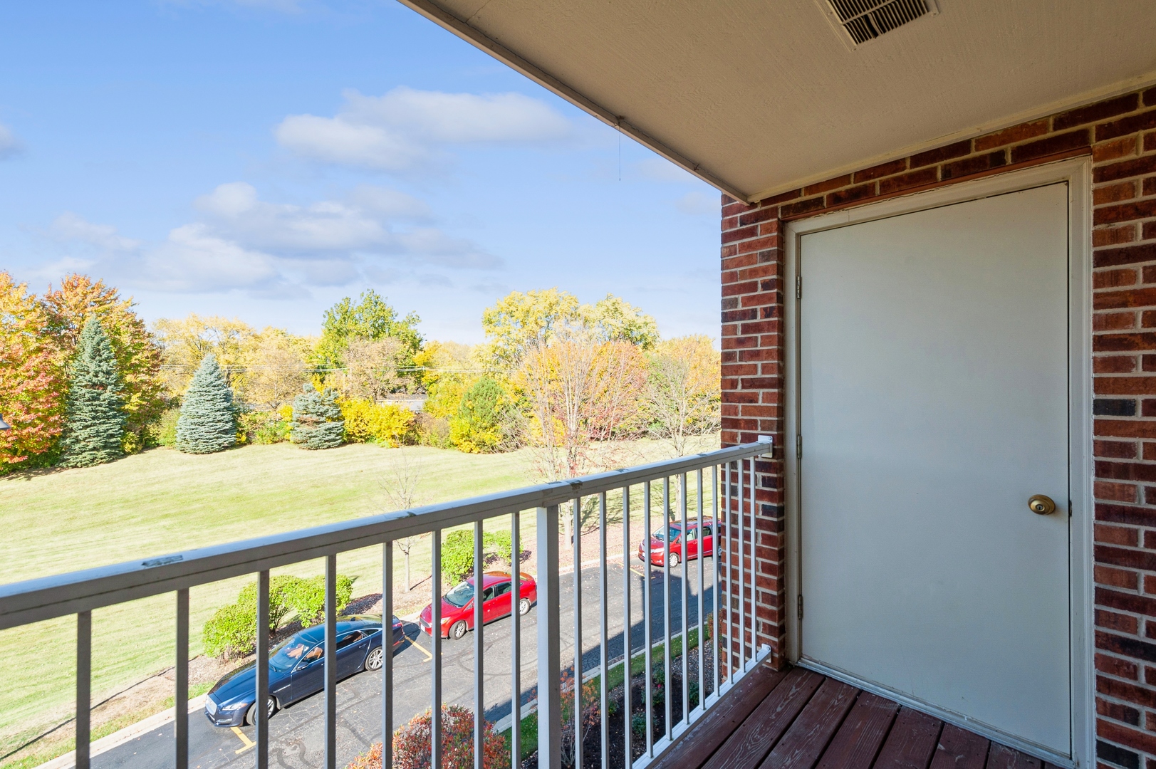 801 N McLean Boulevard Unit: 214