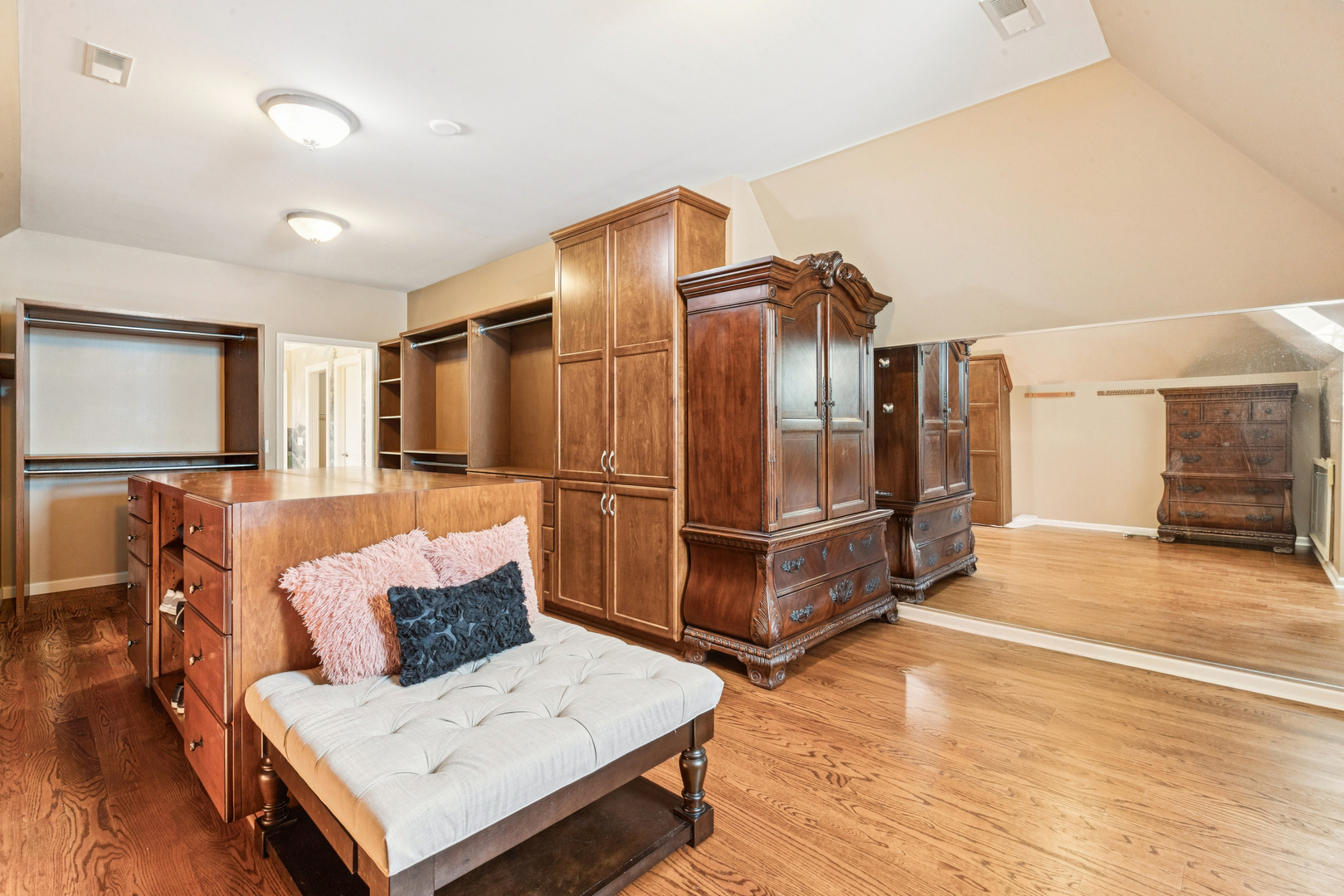691 Reserve Court