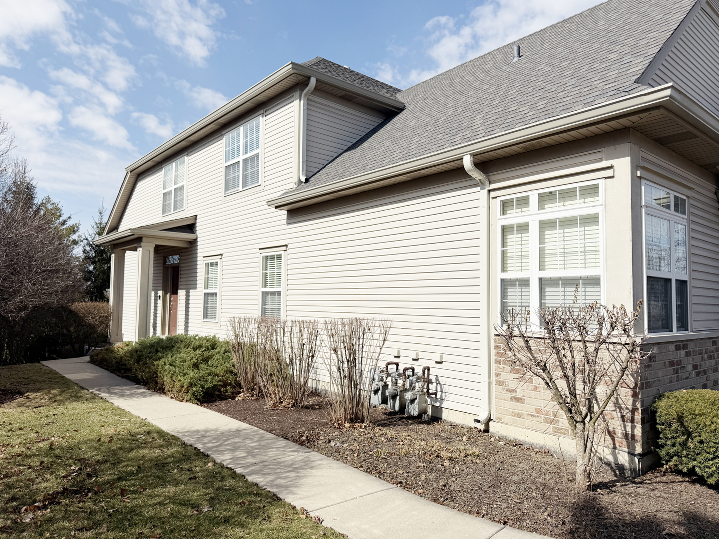 28 Oak Creek Court
