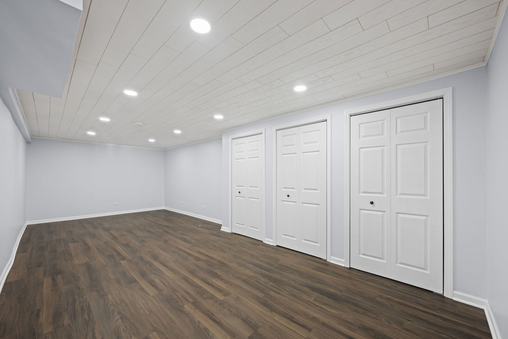 3551 Lakeview Drive