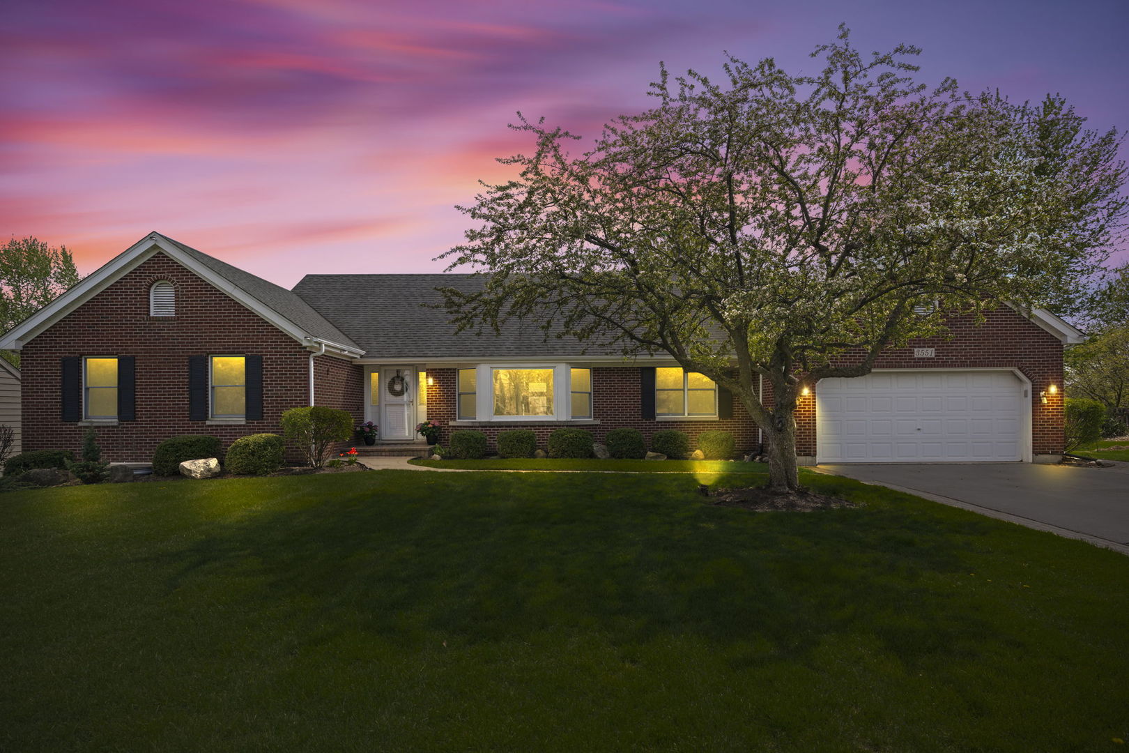 3551 Lakeview Drive