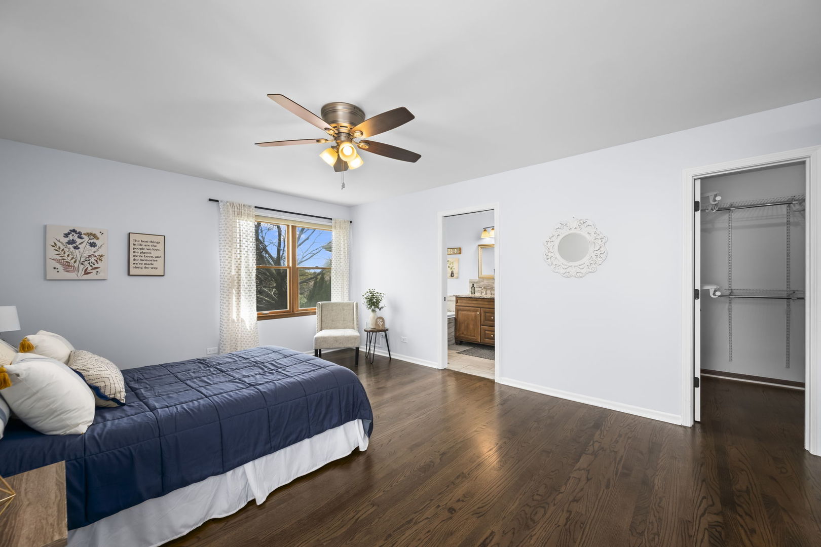 3551 Lakeview Drive