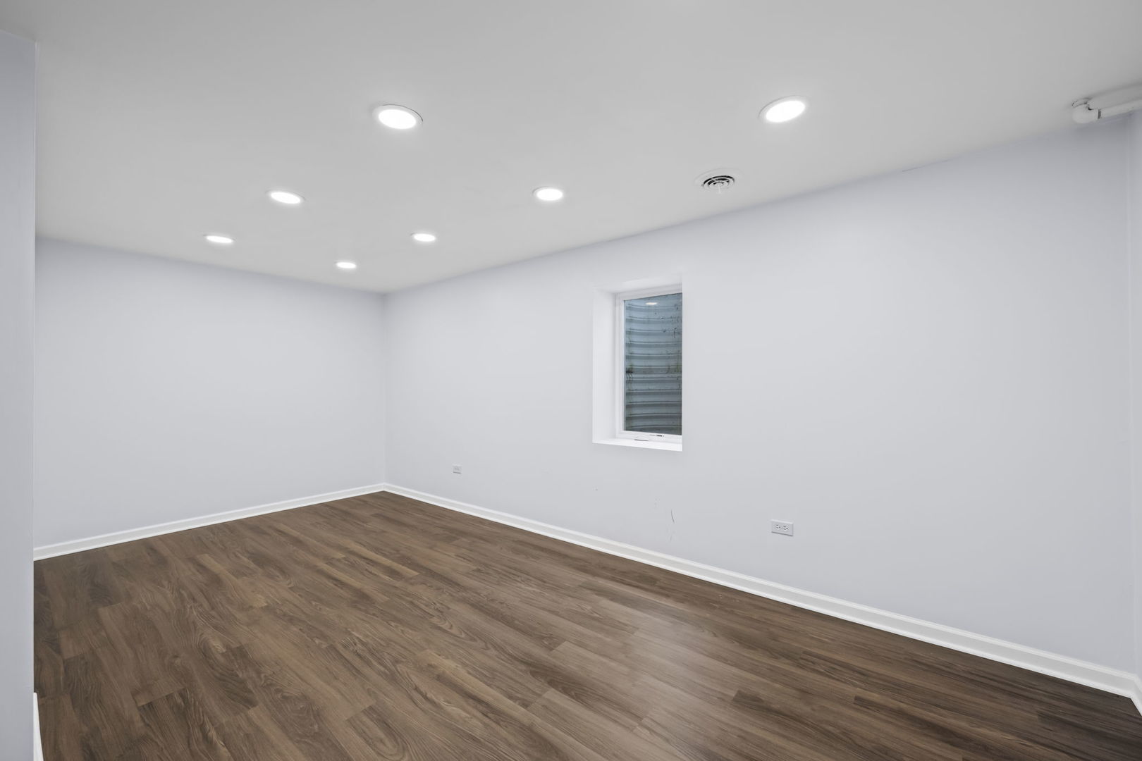 3551 Lakeview Drive