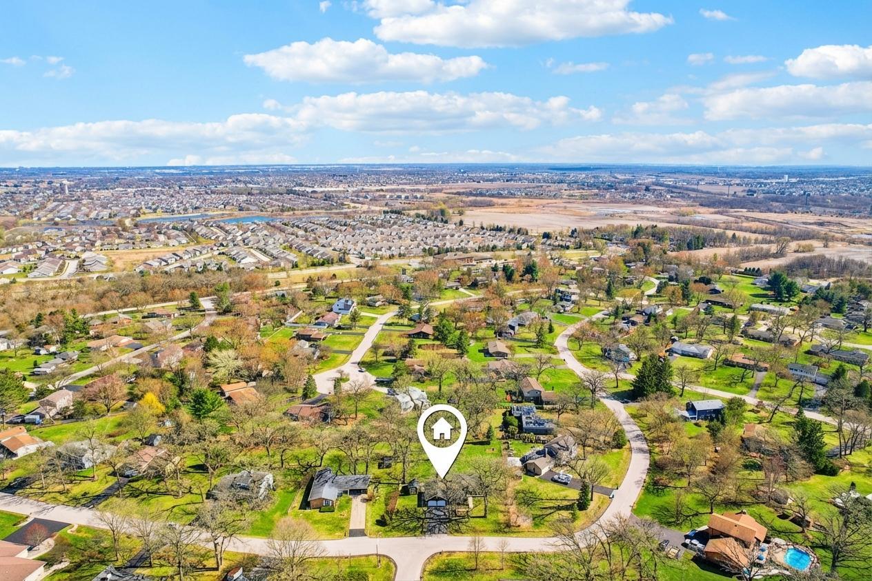 9N827 Beckman Trail