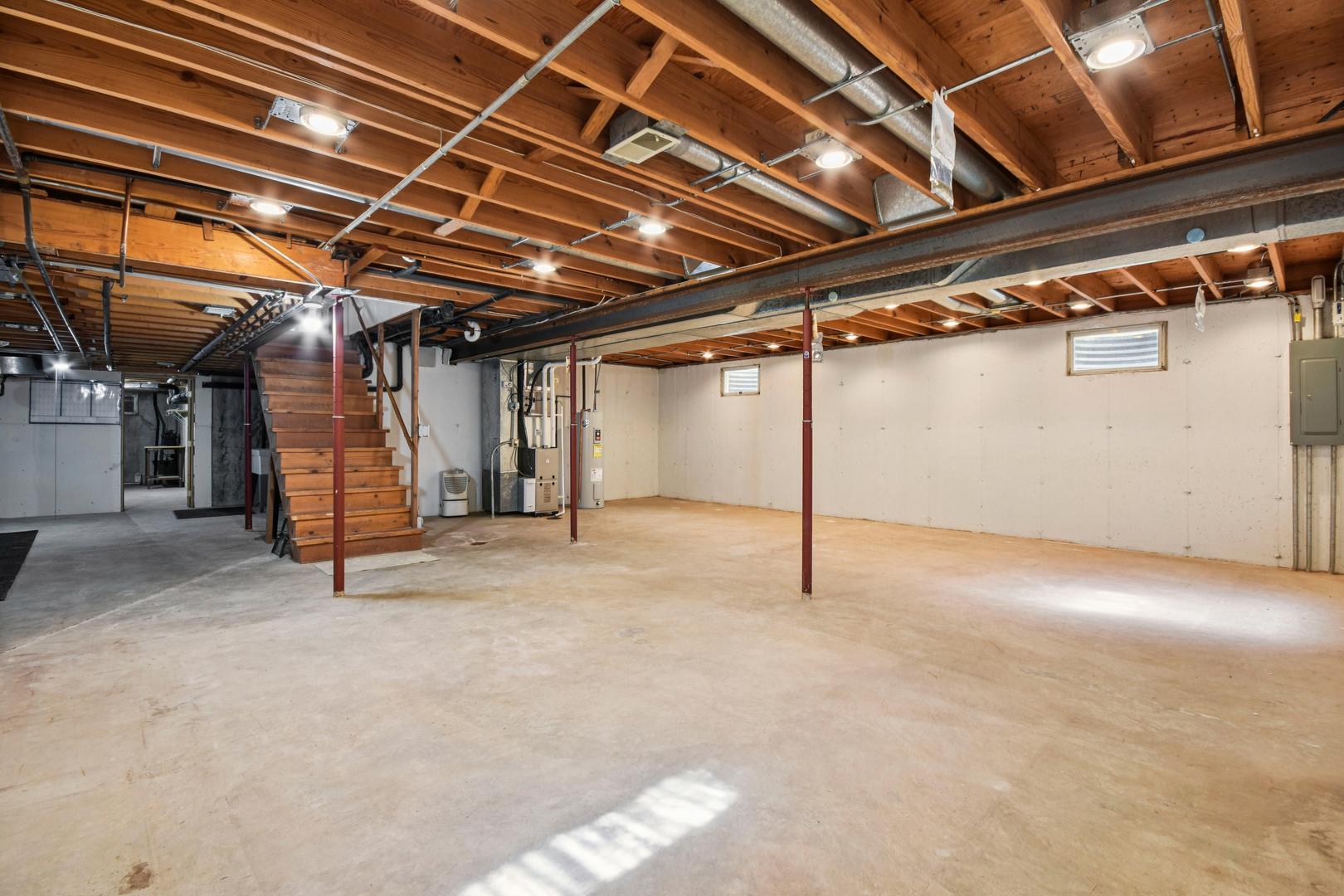 9N827 Beckman Trail