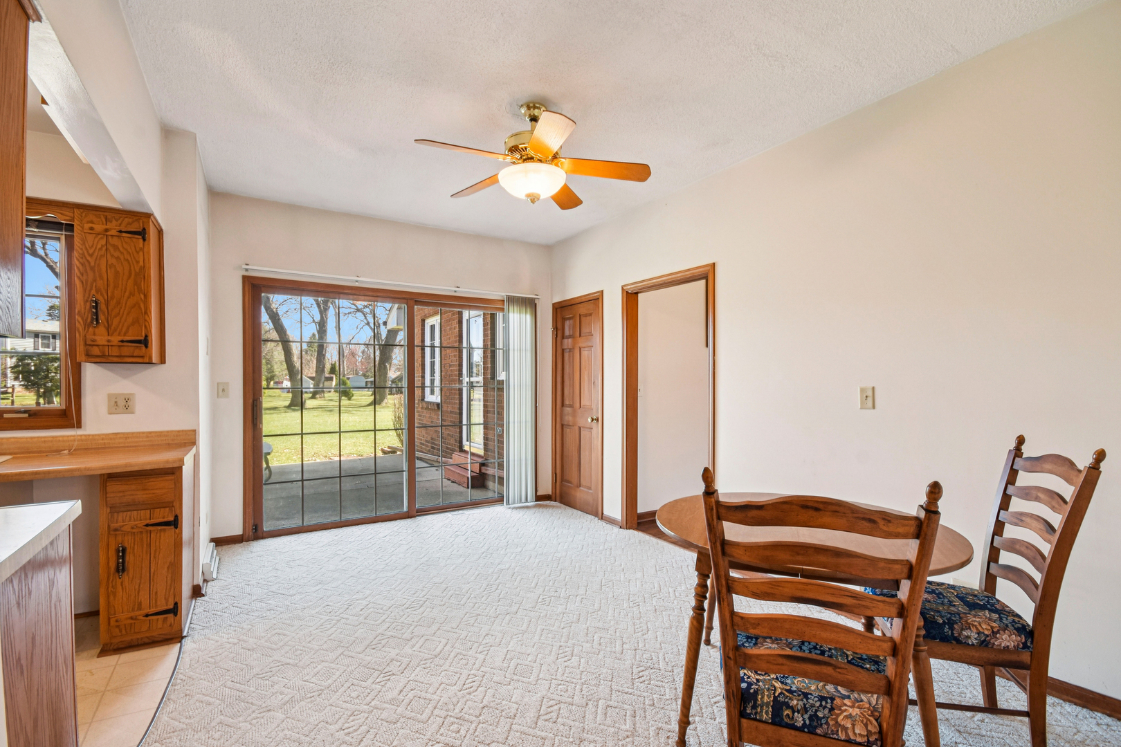 9N827 Beckman Trail