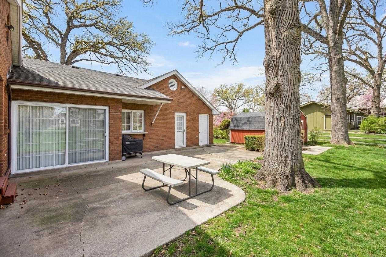 9N827 Beckman Trail