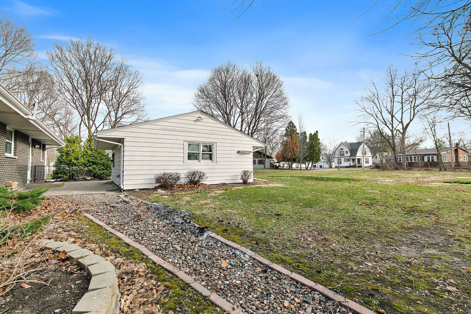 1000 Jackson Avenue
