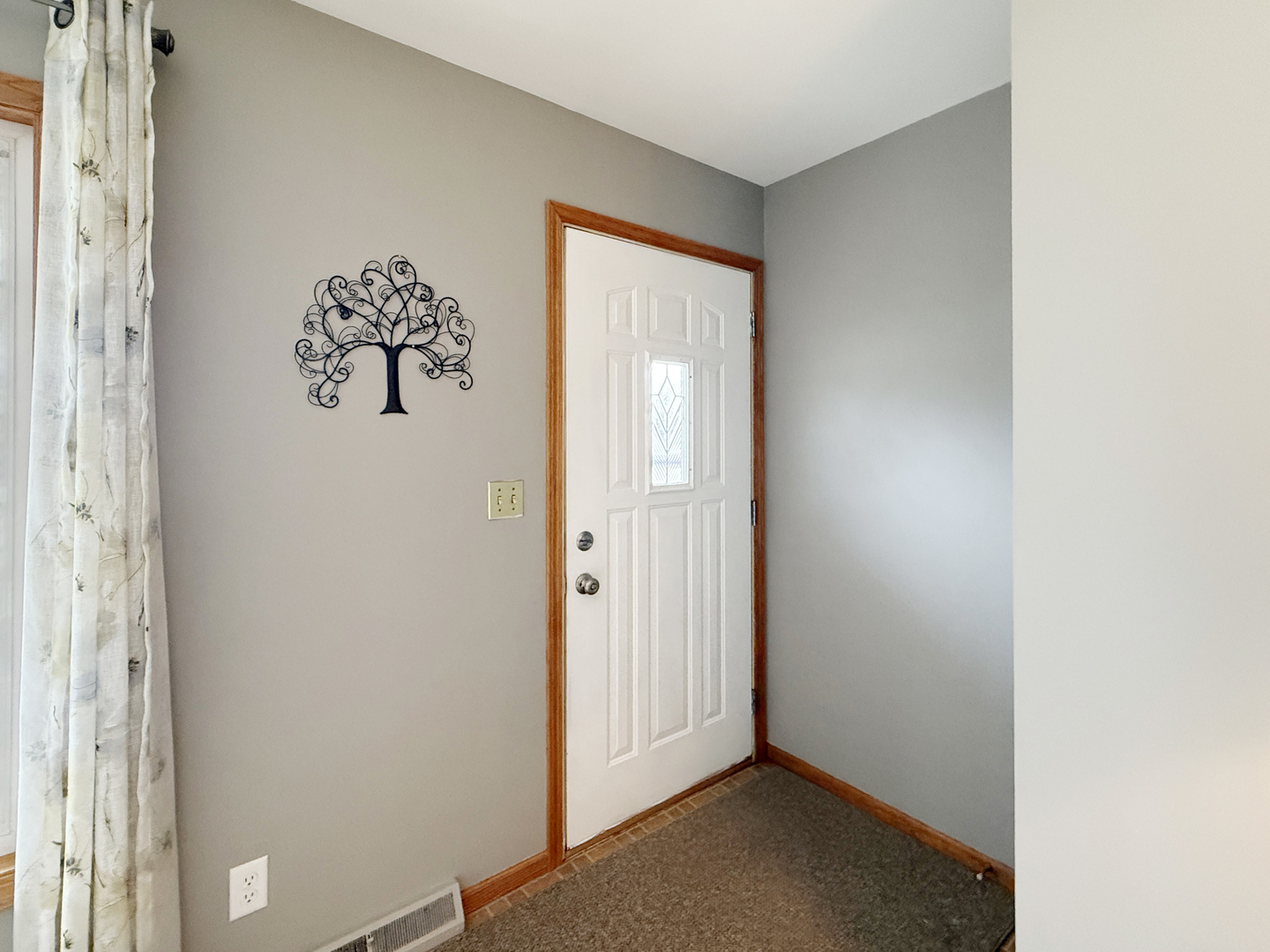 1618 Pine Trail