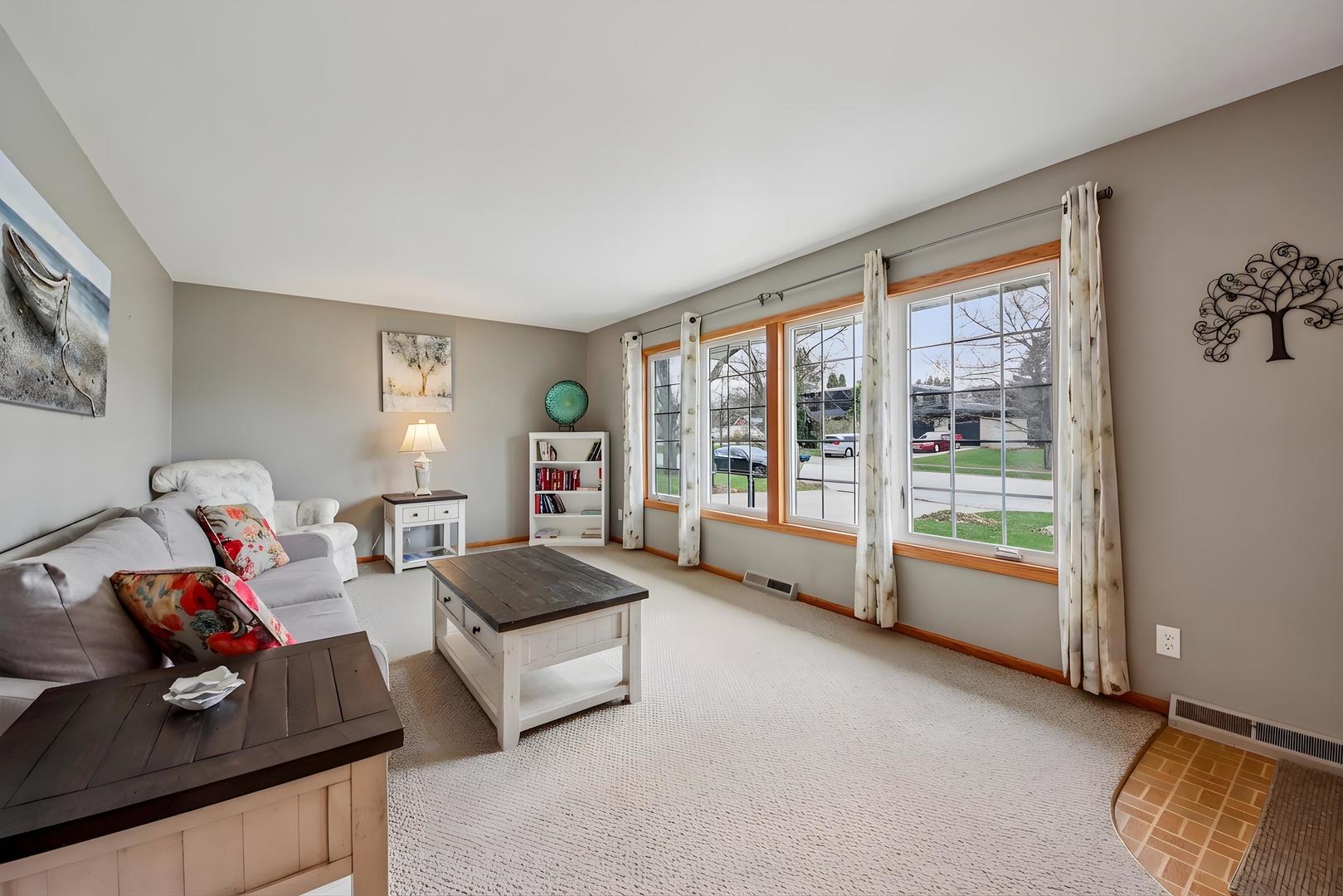 1618 Pine Trail