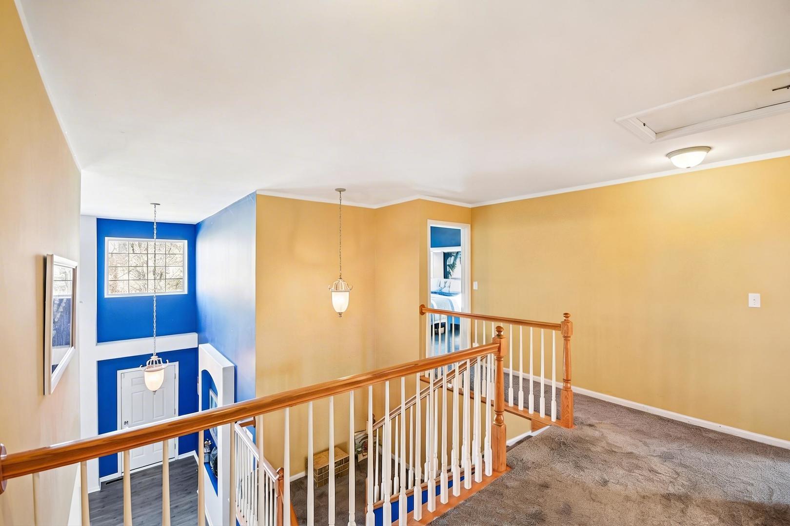 1739 Newbridge Circle