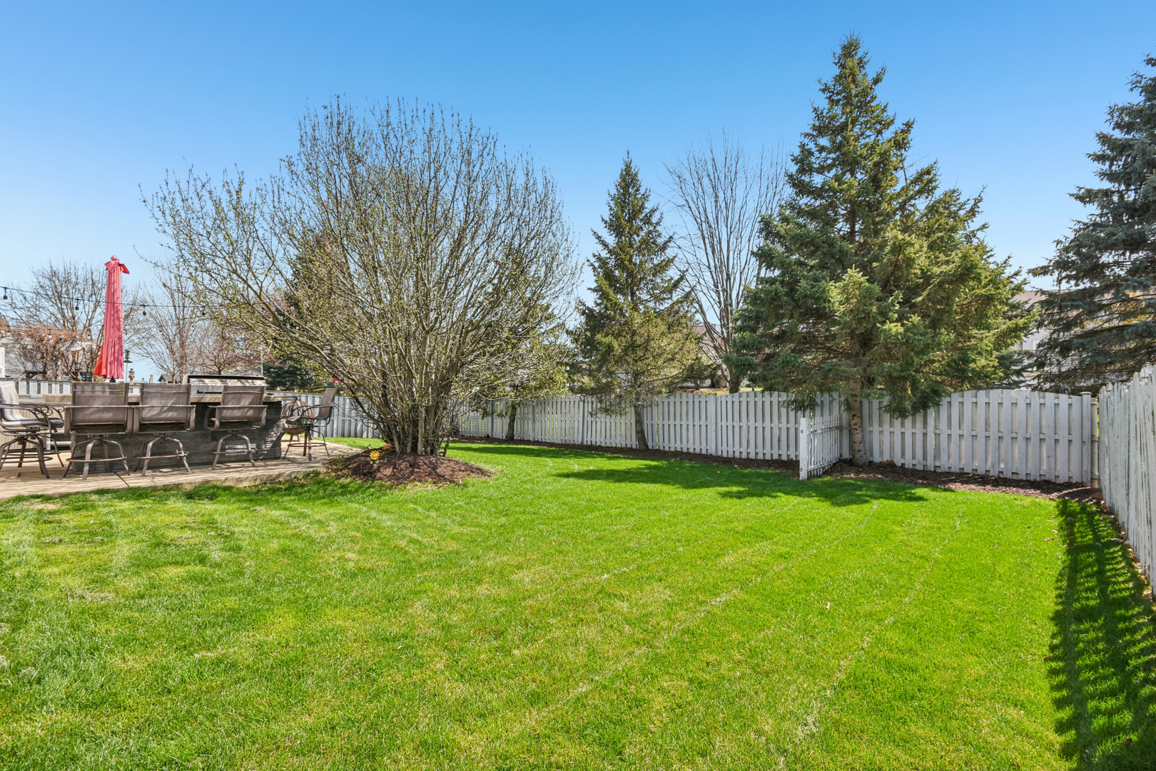 1739 Newbridge Circle