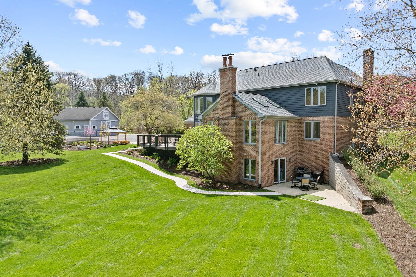 3N705 Roberts Road